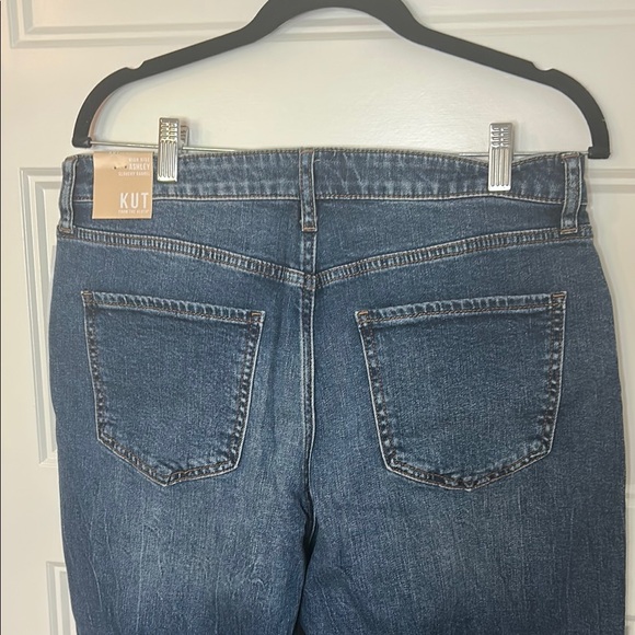 Kut from the Kloth Blue Relaxed Jeans with Lived-In Look - Picture 10 of 14